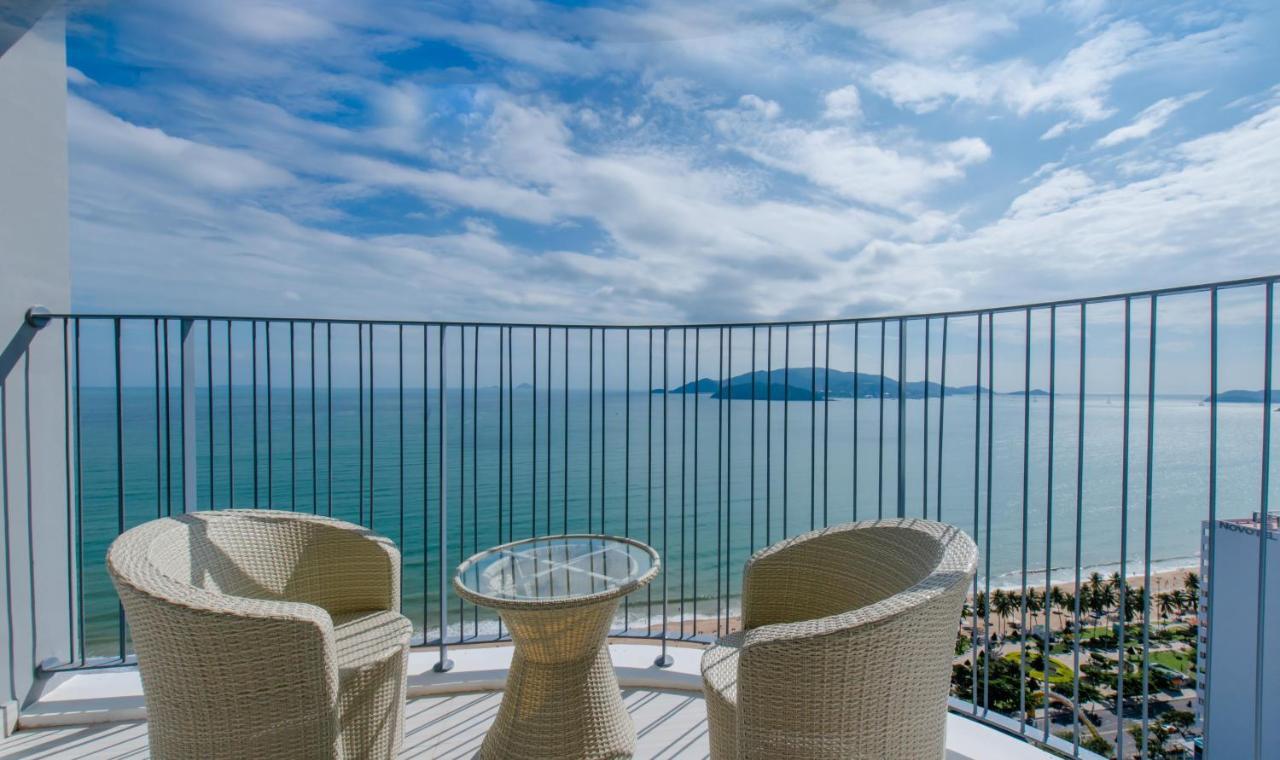 Panorama Nha Trang Star Beach Exterior photo