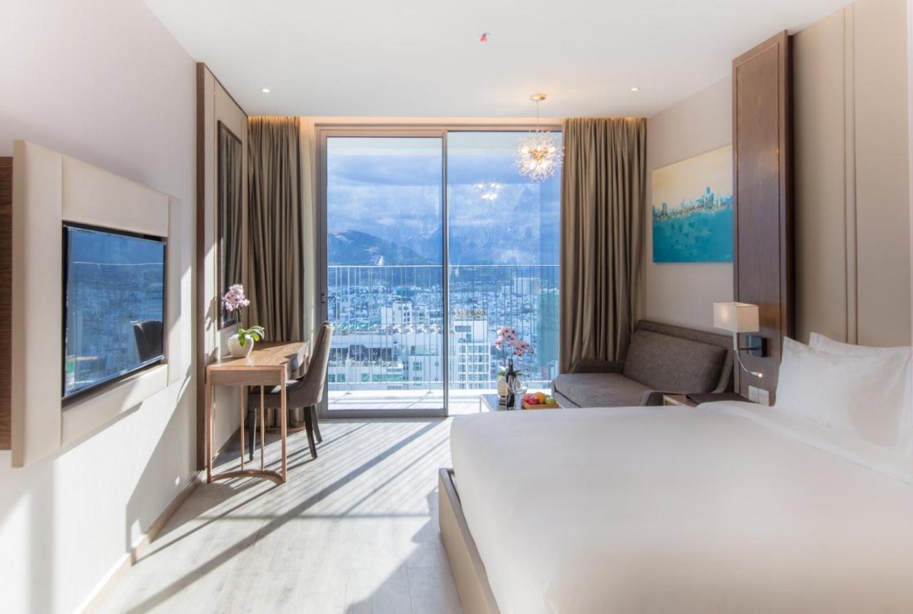 Panorama Nha Trang Star Beach Exterior photo